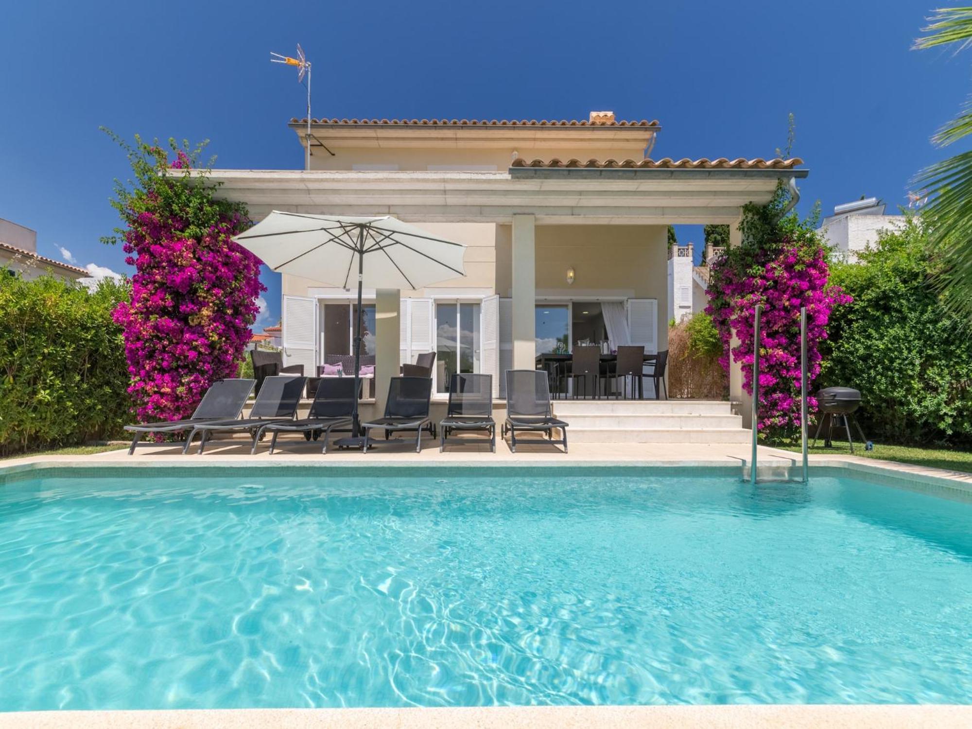 Modern With Pool In